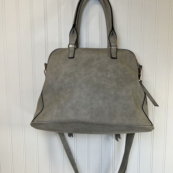 Gray Faux Leather‎ Triple Compartment Fringe Purse. Removable Shoulder Strap - Picture 5 of 12